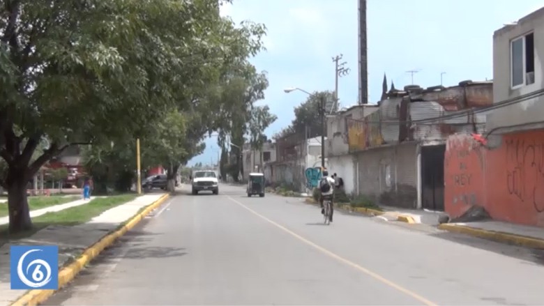 Autoridades locales de San Juan Tlalpizahuac logran servicios como alumbrado público y pavimentación