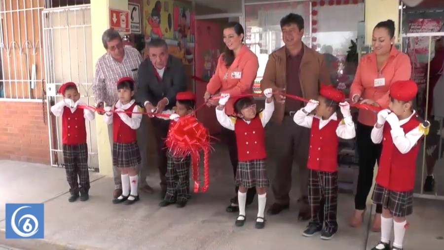 Entregaron impermeabilización en un Jardín de Niños de Cuatro Vientos 