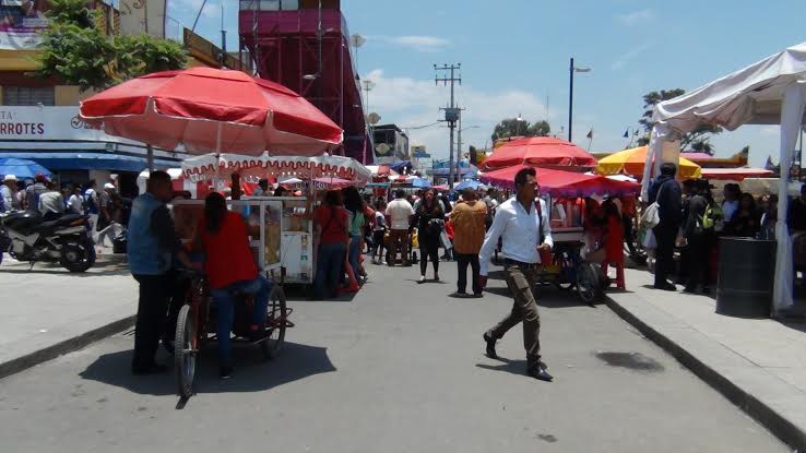 Desalojo a comerciantes de la Feria de Chalco 