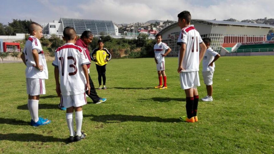 Escuelas de fútbol de Ixtapaluca cada vez más requeridas por niños