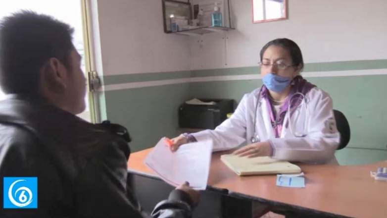 Dirección de Salud de Chimalhuacán entrega certificados médicos a bajo costo 