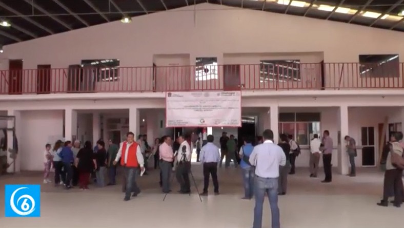 Inicio de rehabilitación del auditorio municipal de Chicoloapan