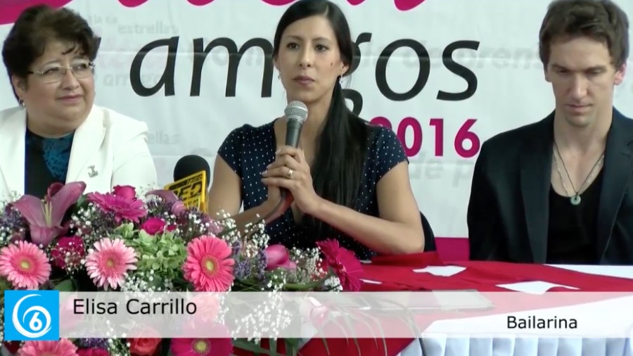 Conferencia de prensa con la bailarina de la Ópera de Berlín, Elisa Carrillo, en Chimalhuacán