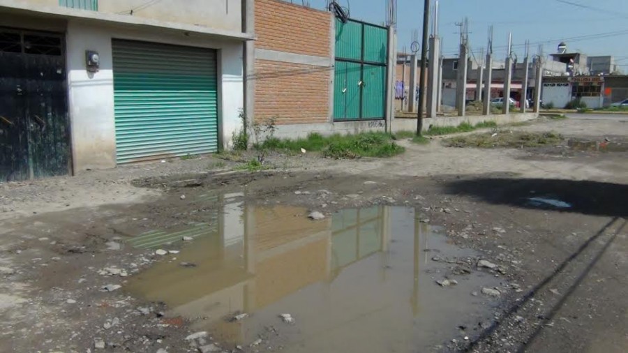 Vecinos de la colonia Nueva San Isidro en Chalco, se beneficiaran con la pavimentación de la calle Maravillas