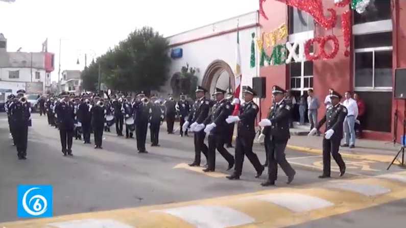 Desfile del 16 de septiembre en Ixtapaluca
