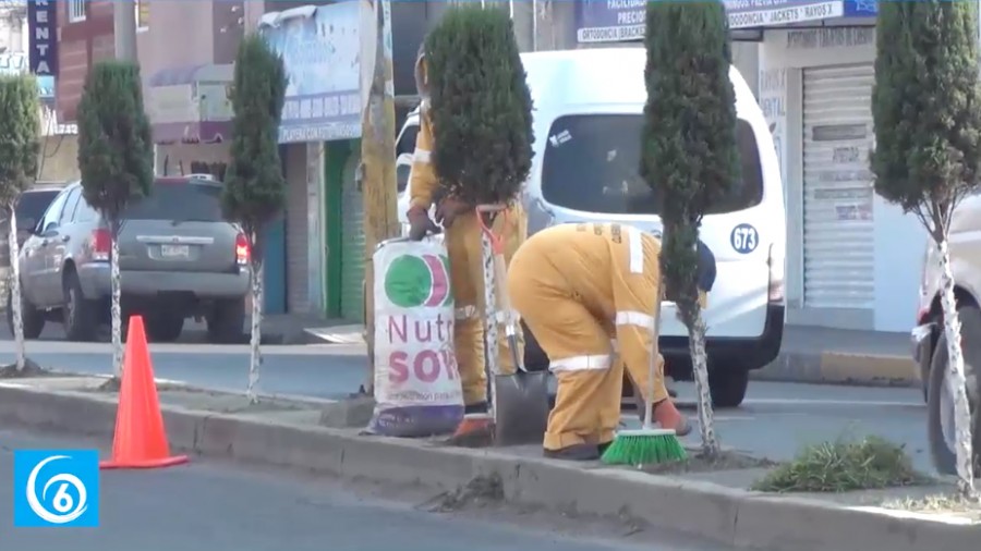 Personal de limpias en Valle de Chalco piden más respeto a su trabajo
