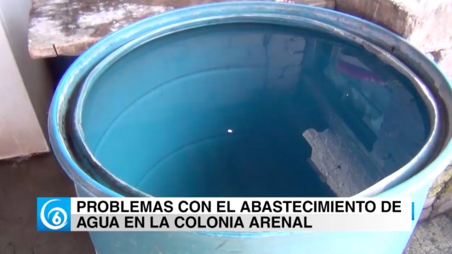 Problemas en el abastecimiento de agua en la colonia El Arenal en Los Reyes