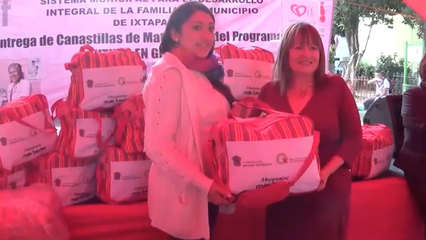 DIF municipal entregó 200 canastillas maternales