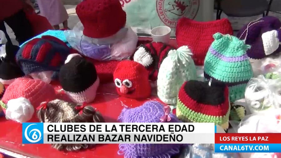 Clubes de la tercera edad de Los Reyes La Paz montaron bazar navideño