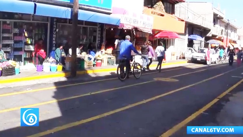 Comerciantes de Chalco inconformes por pérdida de locales.