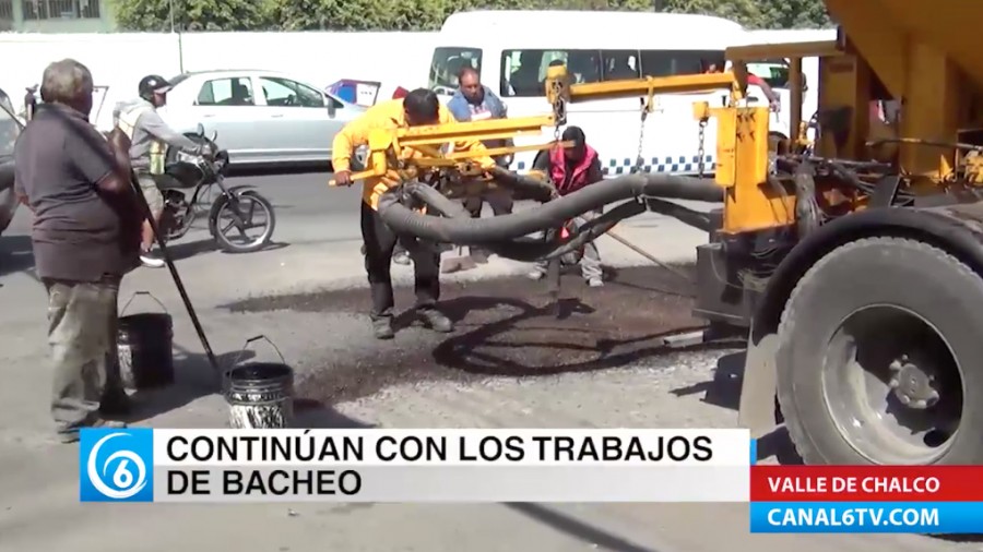 Continúan los trabajos de bacheo en el municipio de Valle de Chalco