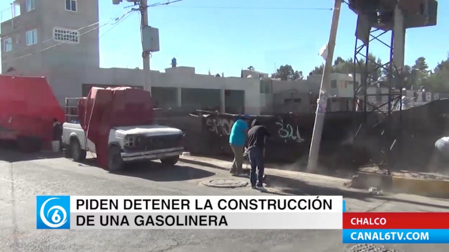 Vecinos de Villas de Chalco piden detener construcción de gasolinera