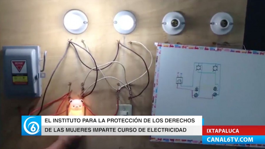 IPDM Ixtapaluca imparte curso de electricidad