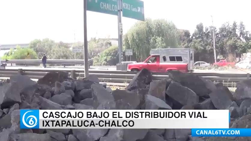 Continúa el problema por cascajo bajo el distribuidor vial Ixtapaluca-Chalco