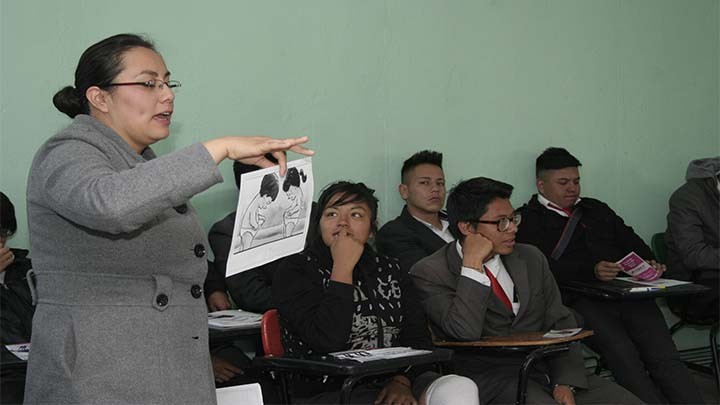 CONCIENTIZAN A JÓVENES PARA PREVENIR LA VIOLENCIA DE GÉNERO