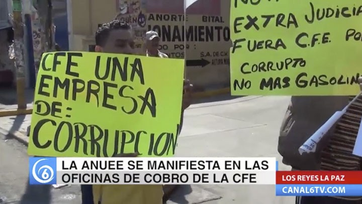 La ANUEE se manifiesta en oficinas de la CFE en Los Reyes por cobros indebidos