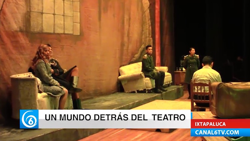 El mundo detrás del teatro