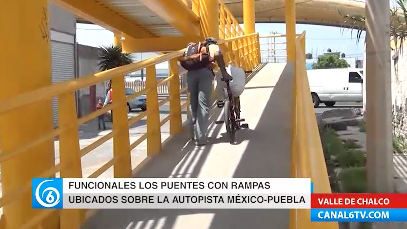 Funcionales rampas de puentes peatonales de la Autopista México-Puebla