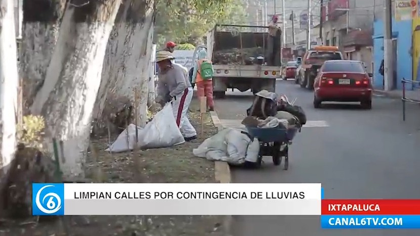 Personal de Odapas realiza limpieza de calles para evitar inundaciones