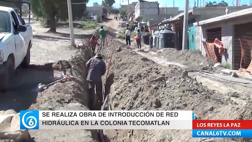 Realizan introducción de drenaje en la colonia Tecomatlán