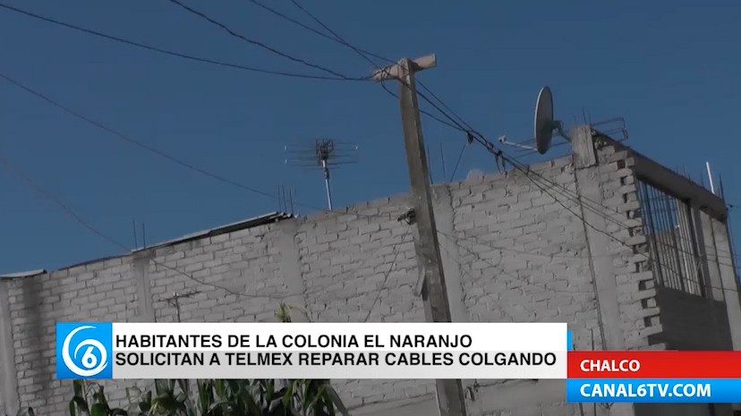 Habitantes de la colonia Naranjo solicitan a TELMEX reparen desperfecto en cableados