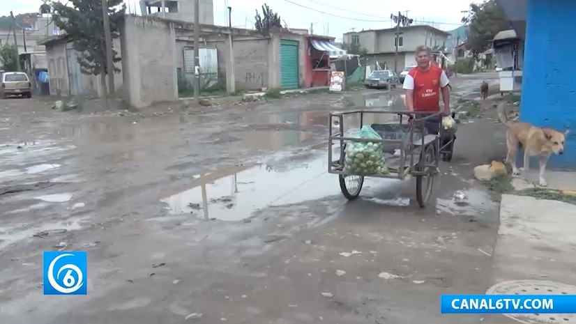 Habitantes de la colonia Fraternidad piden pavimentación de la calle Unión