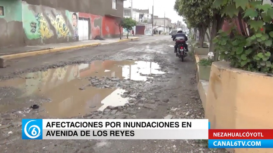 Afectaciones por inundaciones en avenida de Los Reyes