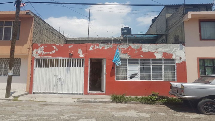 DESMANTELAN PUNTO DE VENTA DE DROGA EN ECATEPEC