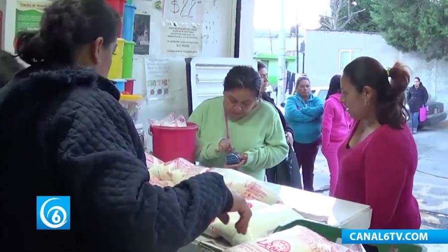 Programa de captación para recibir leche Liconsa en la colonia Jiménez Cantú