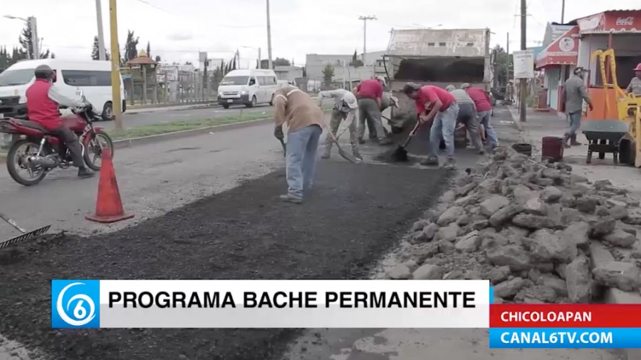 Continúa el programa de bacheo permanente en calles de Chicoloapan