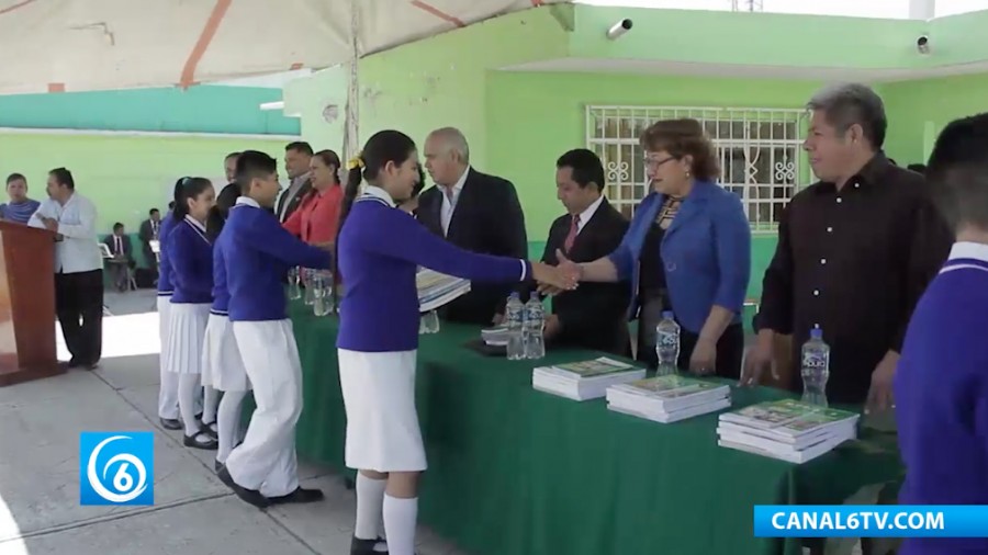 Edil de Chicoloapan presente en el arranque del ciclo escolar 2017-2018