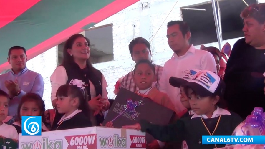 El Movimiento Antorchista en Chalco realiza entrega de apoyos a escuelas del municipio