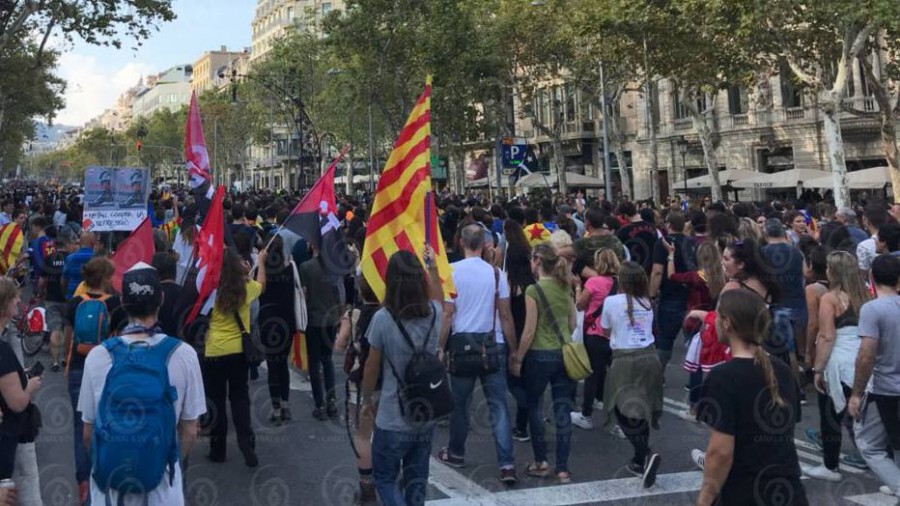 Vive Cataluña paro general y protestas tras referéndum
