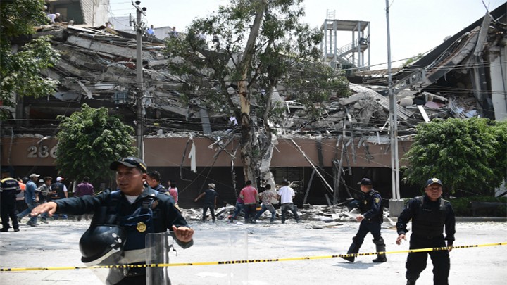 EL SISMO DESPLAZÓ A MÁS DE 23 MIL BURÓCRATAS EN LA CDMX