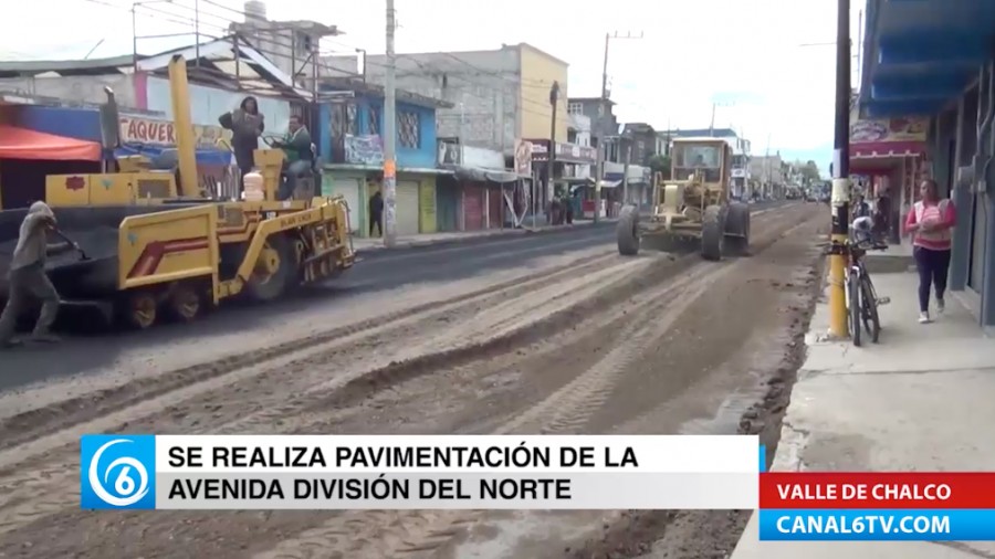 Realizan la pavimentación de la avenida División del Norte en Valle de Chalco