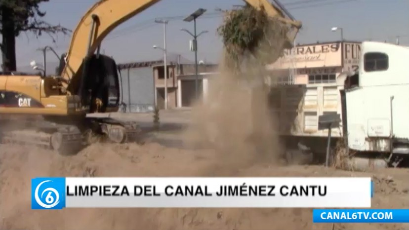 Odapas realiza trabajos de mantenimiento en canal de la colonia Jiménez Cantú