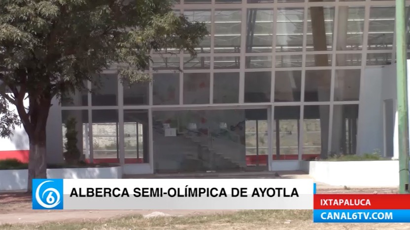 A punto de concluir la construcción de la alberca semi olímpica en Ayotla