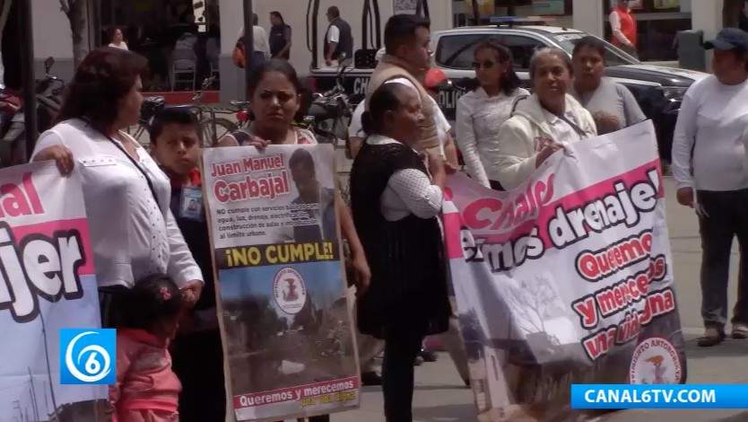 Mujeres habitantes de Chalco, realizaron una marcha pacífica para exigir solución de diversas problemáticas