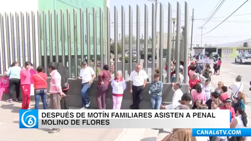 Familiares de internos acuden al penal Molino de las Flores