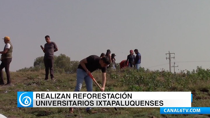 Universitarios ixtapaluquenses del grupo Palabra Joven