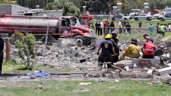 Explosiones en Tultepec, deja saldo de 24 personas fallecidas y 49 lesionados