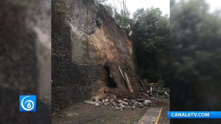 Se deslava cerro en Tlalpan por fuertes lluvias