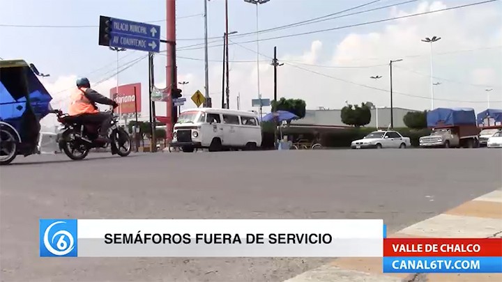 Peligro inminente para peatones por la falta de funcionamiento de semáforos en Valle de Chalco