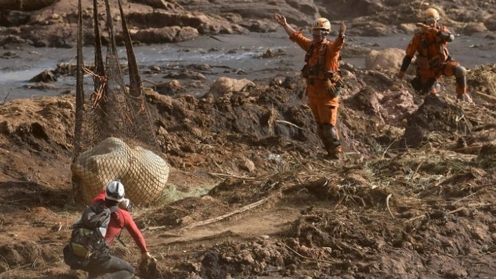 En Brasil aumentó a 150 muertos tras colapso