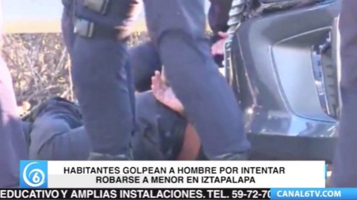 En la alcaldía de Iztapalapa alrededor de 50 personas golpearon a un adolescente por presuntamente haber intentado robarse a una menor de edad.