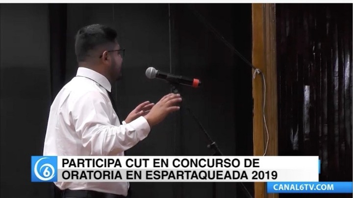 El Centro Universitario Tlacaélel concurso en oratoria en espartaqueada 2019.