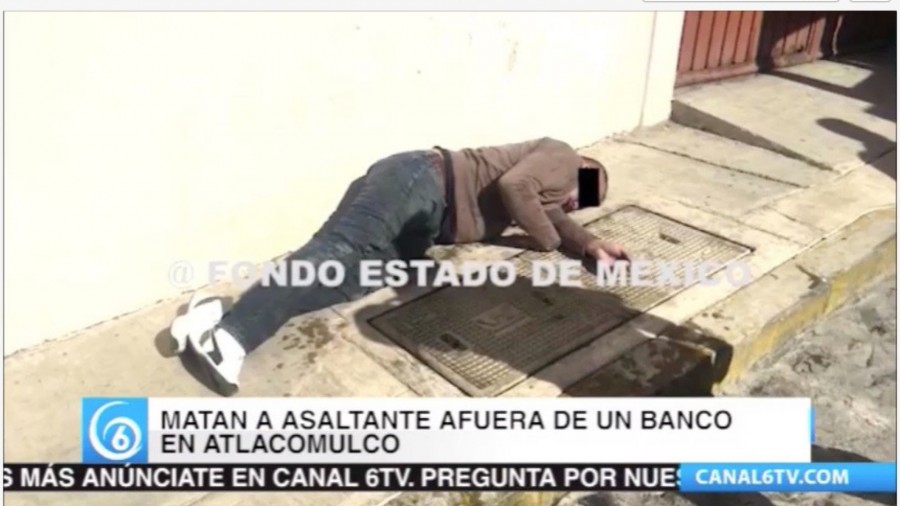 La mañana de este lunes un hombre fue atropellado, segundos después de haber asaltado a un cuentahabiente cuando salía de un banco en la zona centro del municipio de Atlacomulco.