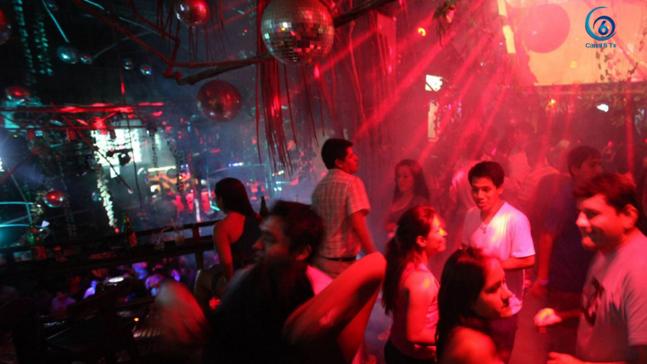 Utilizan 90 mil alumnos beca de Prepa Sí en comprar alcohol y cigarros
