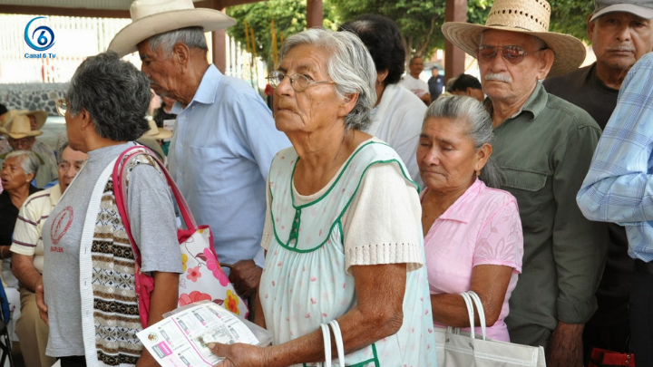 El mal manejo de los programas sociales en el actual gobierno de AMLO: Julio Boltvinik