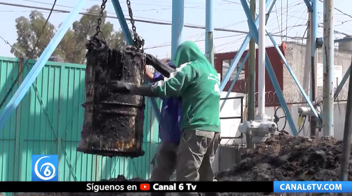 Más de 8 metros cúbicos de basura y lodo diarios es lo que sacan del Cárcamo Guadalupe Victoria